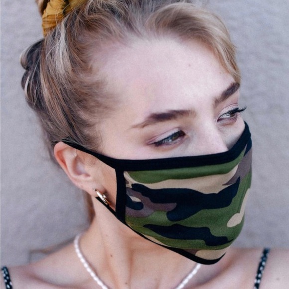 Camouflage Mask - Picture 3 of 4
